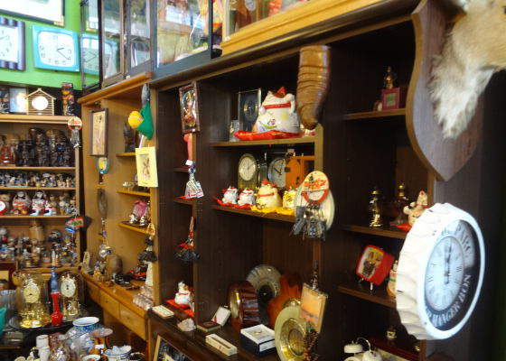 タイ リサイクルショップ 店内②